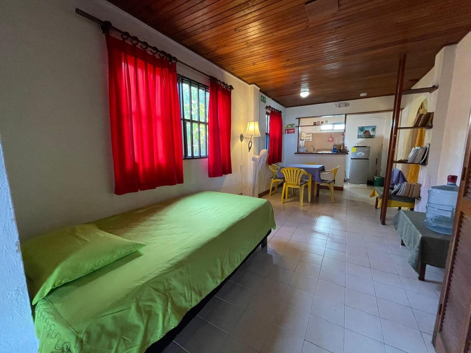 Caribbean Queen - Apartamento Con Vista Al Jardin #2 San Andrés Exterior photo